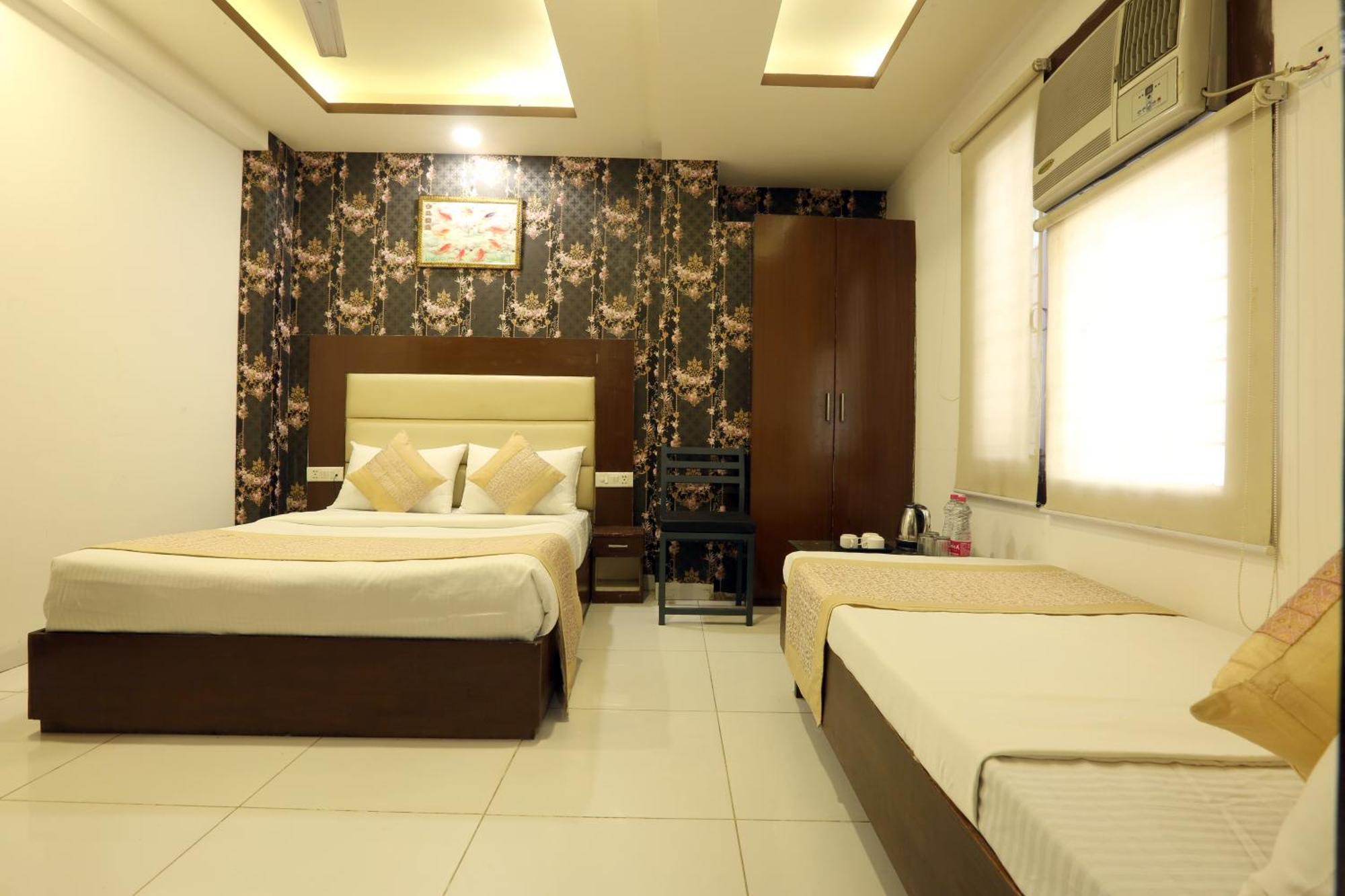 Hotel Triton Grand At Delhi Airport Nova Deli Exterior foto
