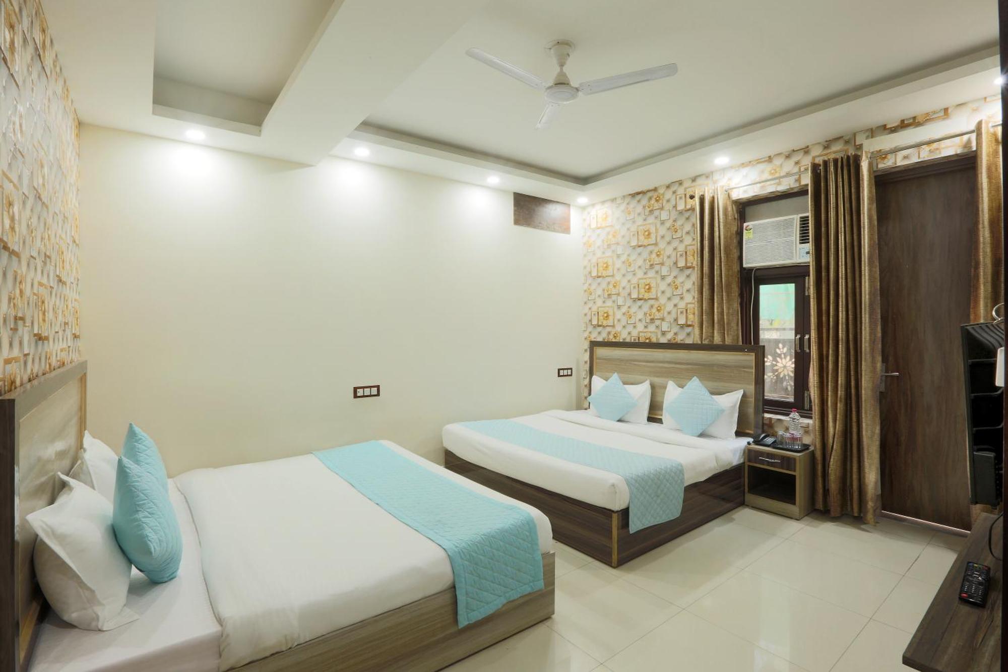 Hotel Triton Grand At Delhi Airport Nova Deli Exterior foto